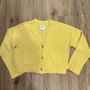 Abercrombie & Fitch Yellow Cardigan Sweater